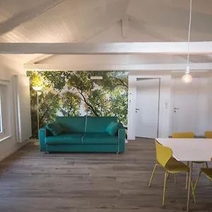 https://dimora-del-poeta.hotelinveneto.com