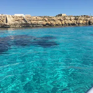 https://margothouse-white.sicilyhotelsitaly.net